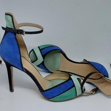 Босоножки туфли на каблуке Zara р 40 замша