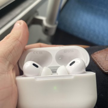 Фото оригинальных airpods pro