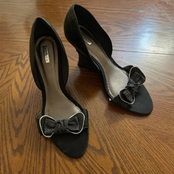 Туфли женские с открытым носом 39 р.