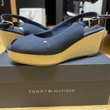 Босоножки Tommy Hilfiger, 37, новые