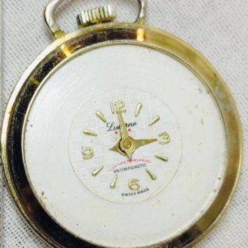 Женские часы made Swiss винтаж