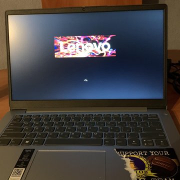 Ноутбук Lenovo