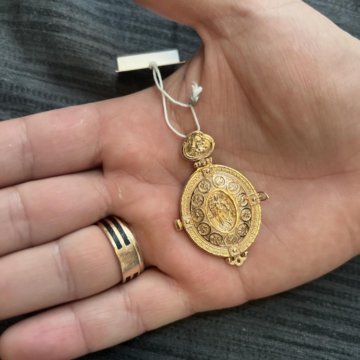 Золотая подвеска 585