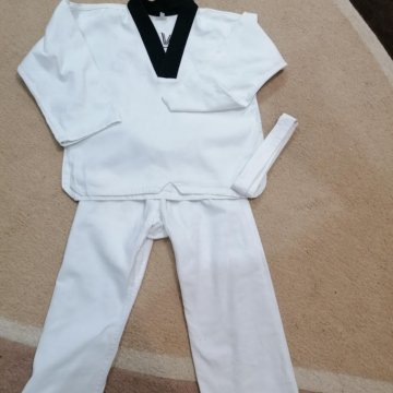 Кимоно для тхэквондо 140