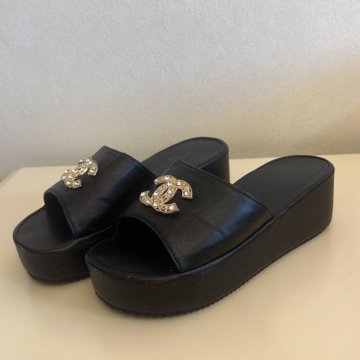 Женские сабо