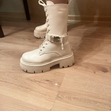 Зимние ботинки с мехом.