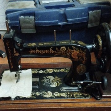 Швейная машина