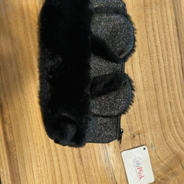 Сумочка-косметичка