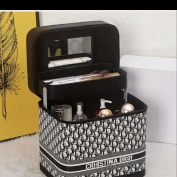 Косметичка