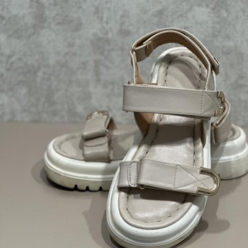 Босоножки женские 38 размер