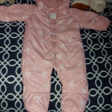 Продам комбинезоны на девочку