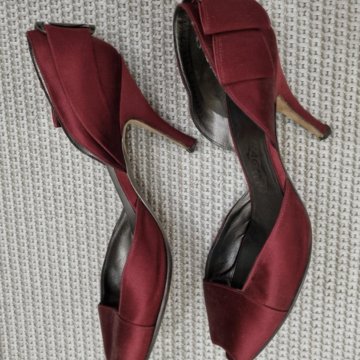 Туфли шелковые Salvatore Ferragamo