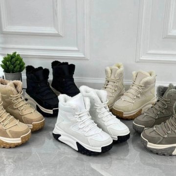 Классные женские зимние кроссовки