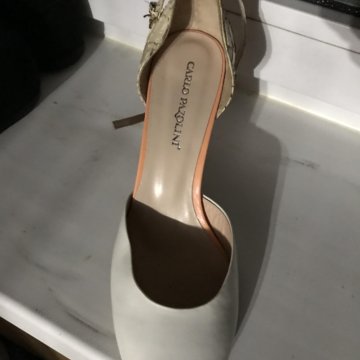 Женская обувь