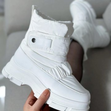 Дутики женские зимние