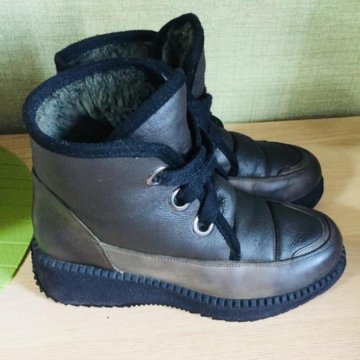 Ботинки зимние женские