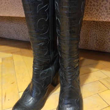 Сапоги демисезонные женские р.37