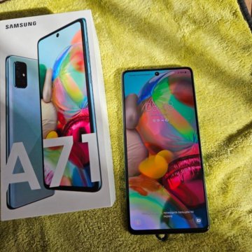 Телефон Samsung A 71