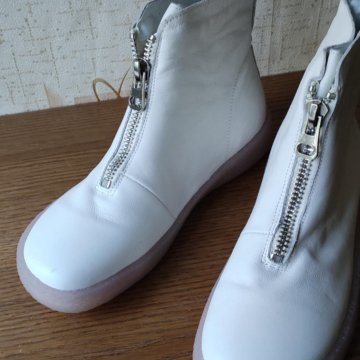 Новые осенние полусапожки из натуральной кожи