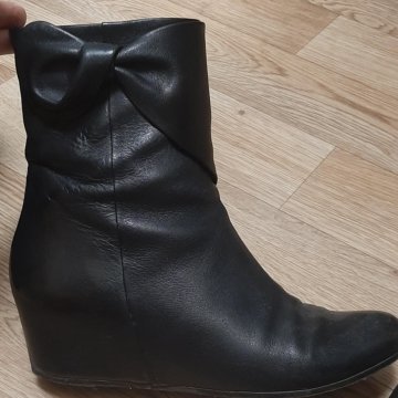 Thierry Rabotin 37,5р демисезонные сапоги