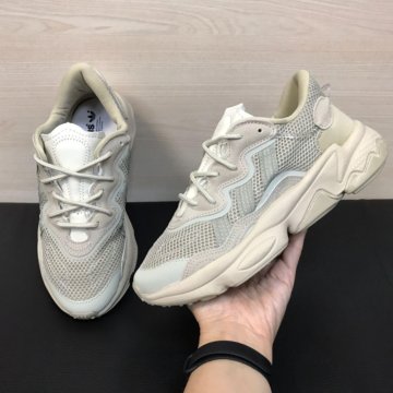 Кроссовки Adidas Ozweego женские бежевые