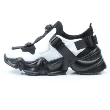 Кроссовки женские 