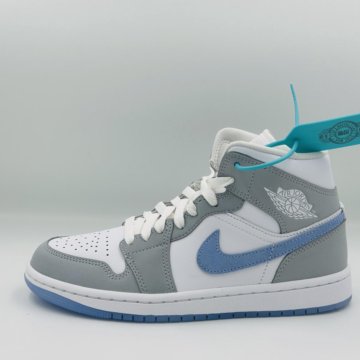 Nike Air Jordan 1 mid 