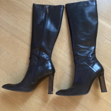 Сапоги Roberto Botticelli(Италия,оригинал)Р.38.