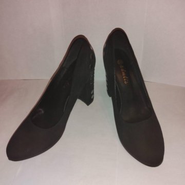 Туфли женские под замшу.