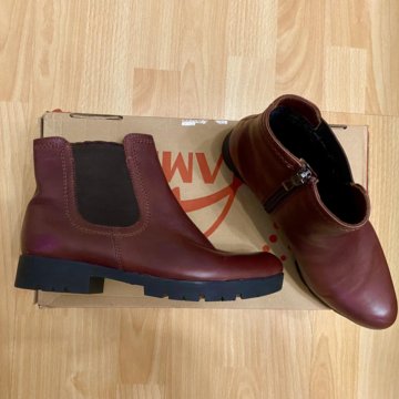 Ботинки женские