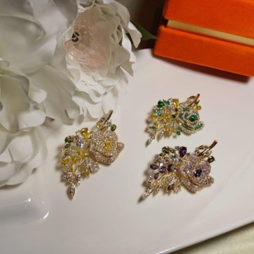 Броши ювелирное изделие бижутерия ЛЮКС