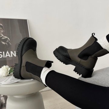 Зимние ботинки Челси