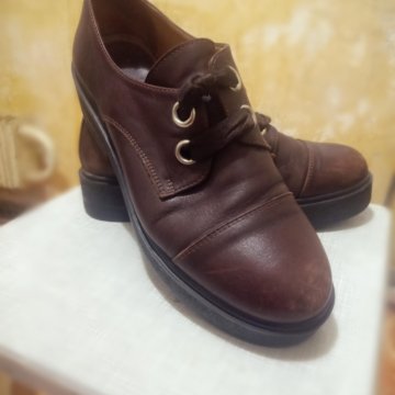 Ботинки женские кожаные