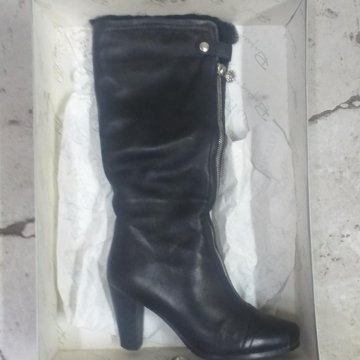 Сапоги женские,зимние