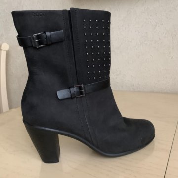 Полусапожки осень ECCO р 39