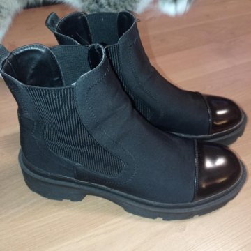 Ботинки женские Zara, 40р
