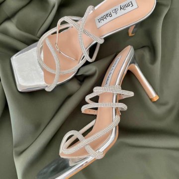 Ультро удобные босоножки.