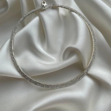 Новое колье.