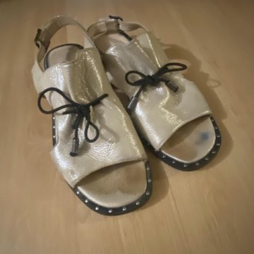 Босоножки 37