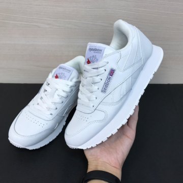 Кроссовки Reebok Classic белые женские