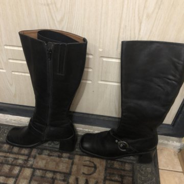 Сапоги фирменные демисезонные