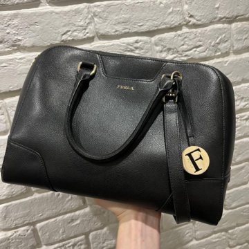 Сумка Furla на плечо