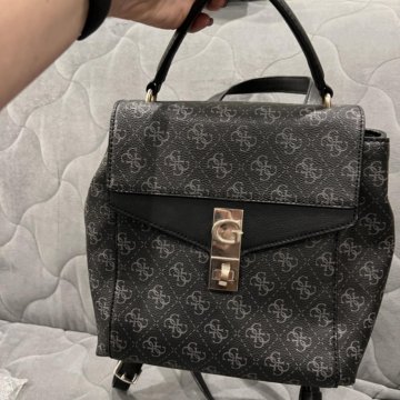 Рюкзак guess оригинал