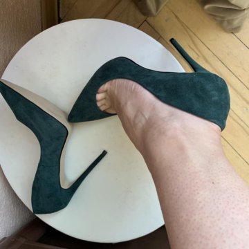 Туфли лодочки на шпильке, изумрудного цвета