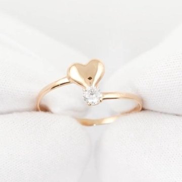 Золотое кольцо. Сердечко с фианитом 585
