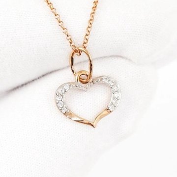 Золотая подвеска с фианитами. Сердечко.