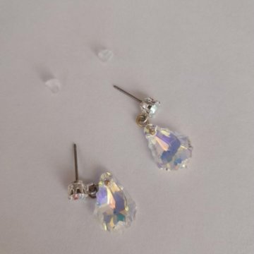 Swarovski серьги пусеты