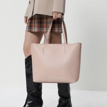 Сумка женская на плечо Calvin Klein