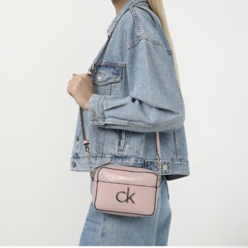 Сумка на плечо кросс-боди Calvin Klein