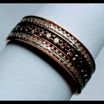 Бриллиантовое золотое кольцо,новое.